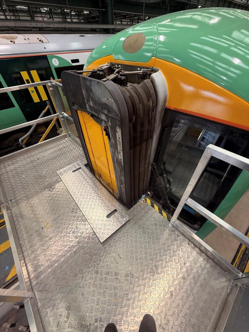 Profiled Train Maintenance Access Platforms