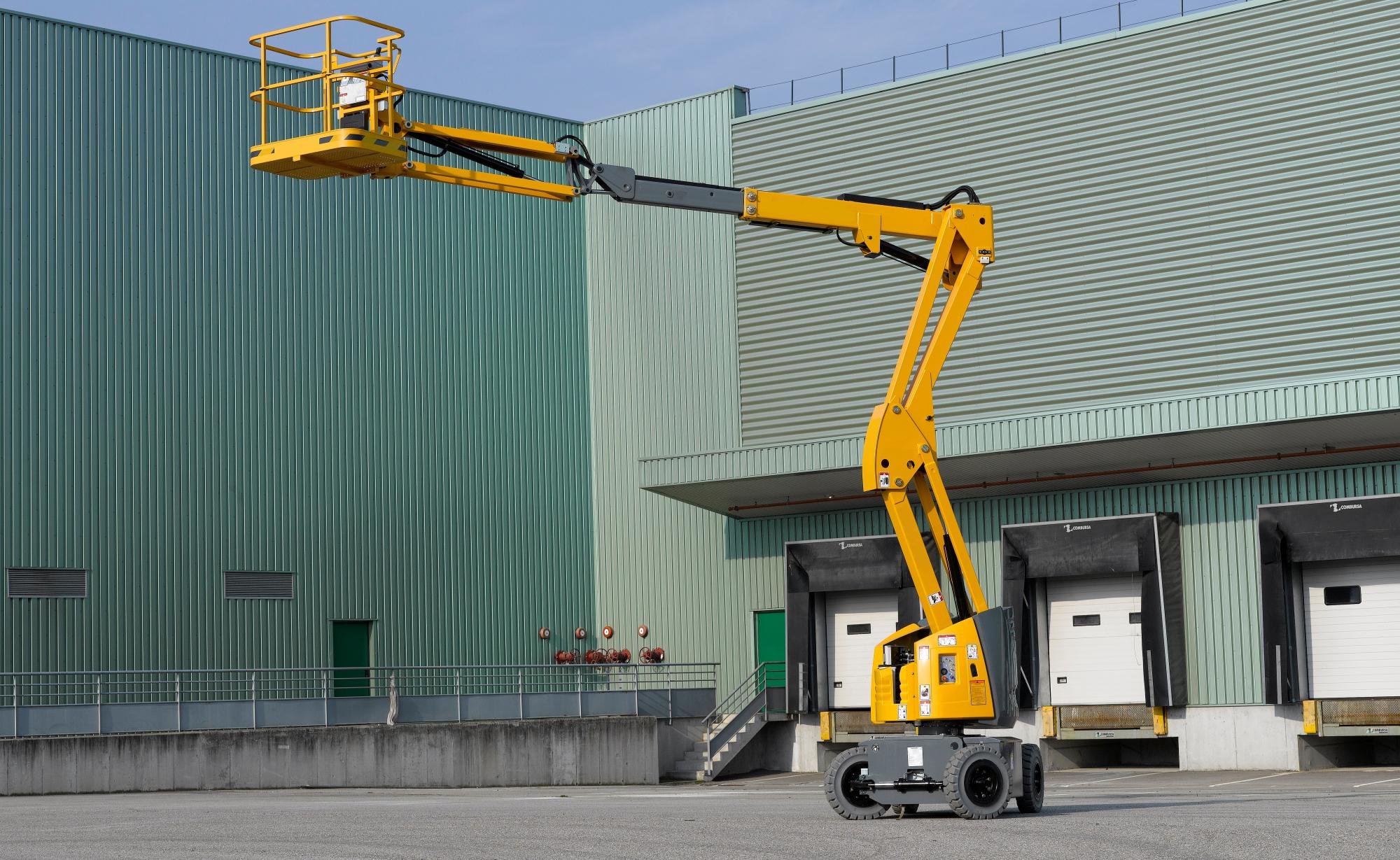 AH-12 EB Articulated Boom Lift